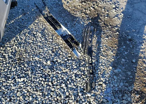 2021 Chevrolet Silverado K1500 Rst z USA, uszkodzony, nr VIN 3GCUYEED8MG395128